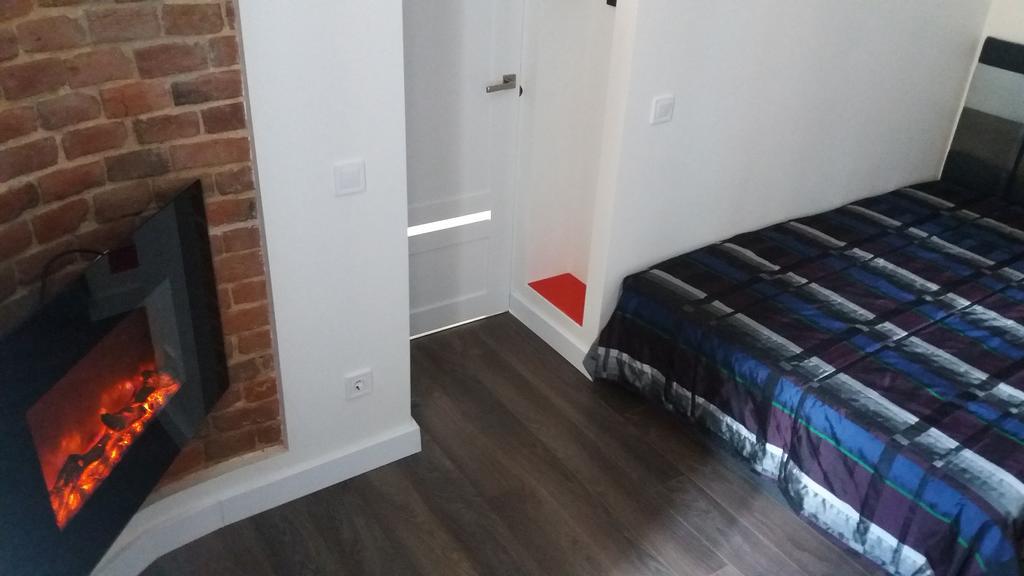 Apartment With Fireplace Львов Экстерьер фото